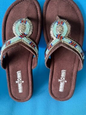 Minnetonka thong sandals